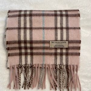 Burberry  London pink plaid mini scarf  -cashmere